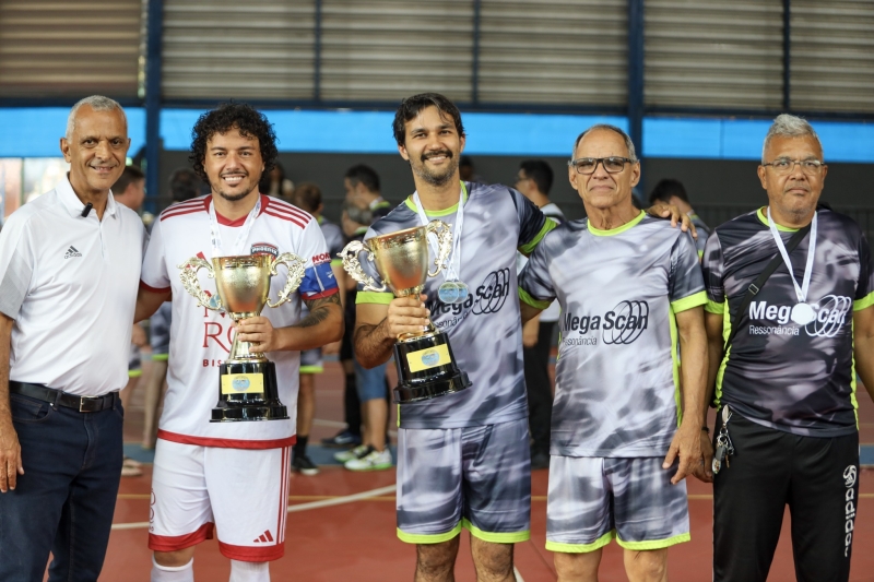 Galeria final-do-campeonato-de-futsal-do-estrela-agita-a-sede-campestre-no-sabado