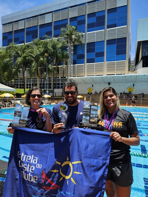 Noticia estrela-fatura-2-lugar-no-mineiro-de-natacao-master-de-verao