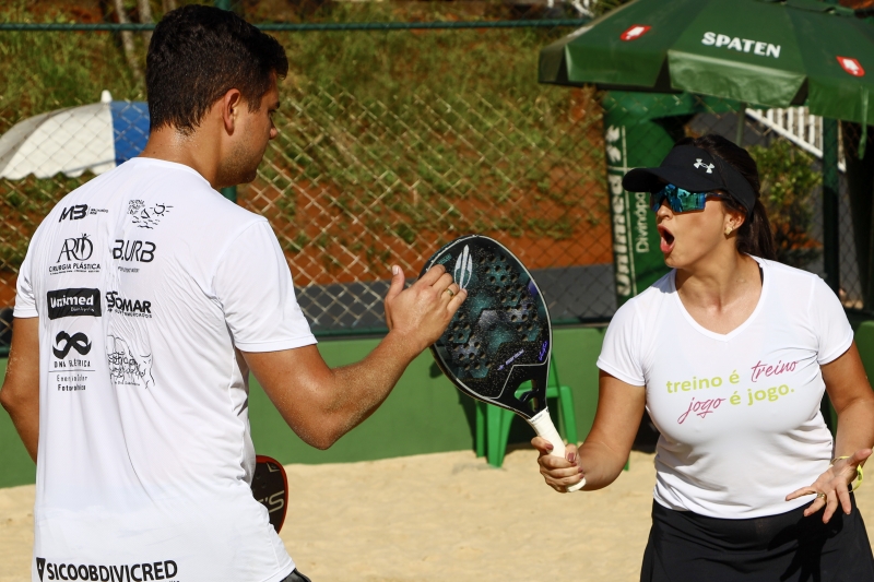 Noticia estrela-promoveu-1-torneio-sicoob-divicred-de-beach-tennis