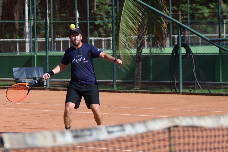 Noticia estrela-realiza-desafio-de-tenis-super-tie-e-super-8-na-sede-campestre