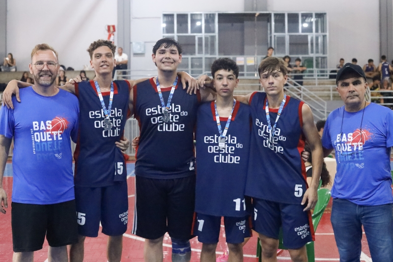 Galeria energia-talento-e-espirito-esportivo-marcam-a-3-edicao-do-torneio-de-basquete